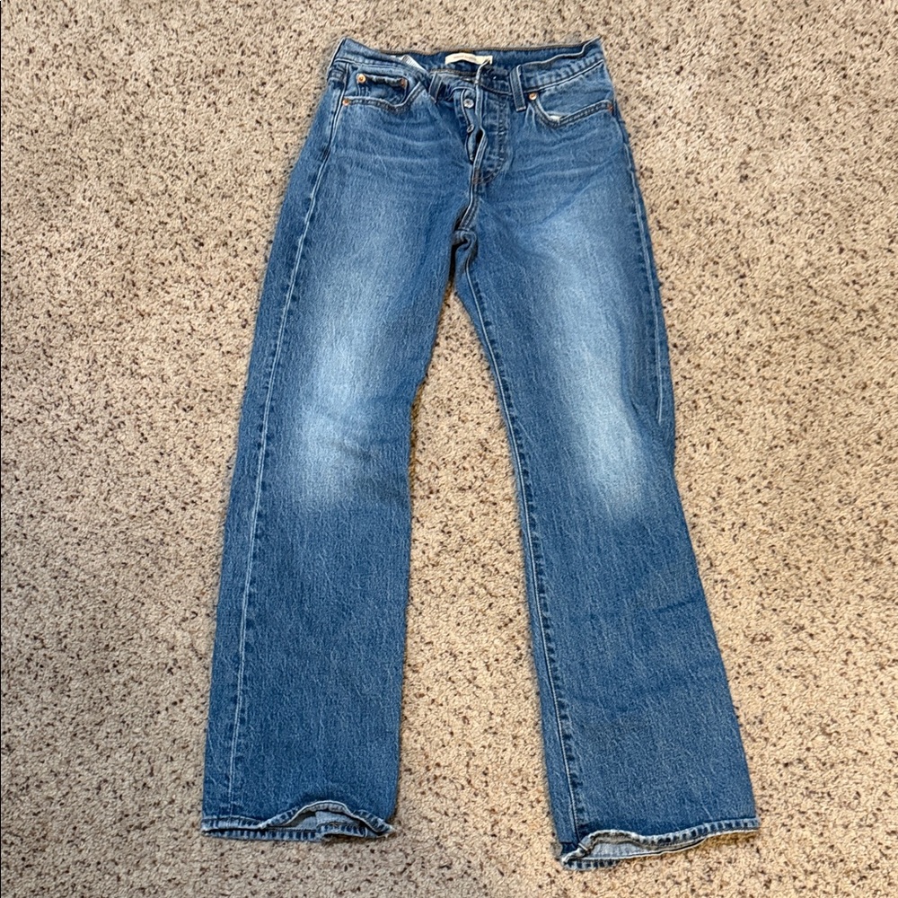 Levi's Women's Straight Leg Blue Jeans
